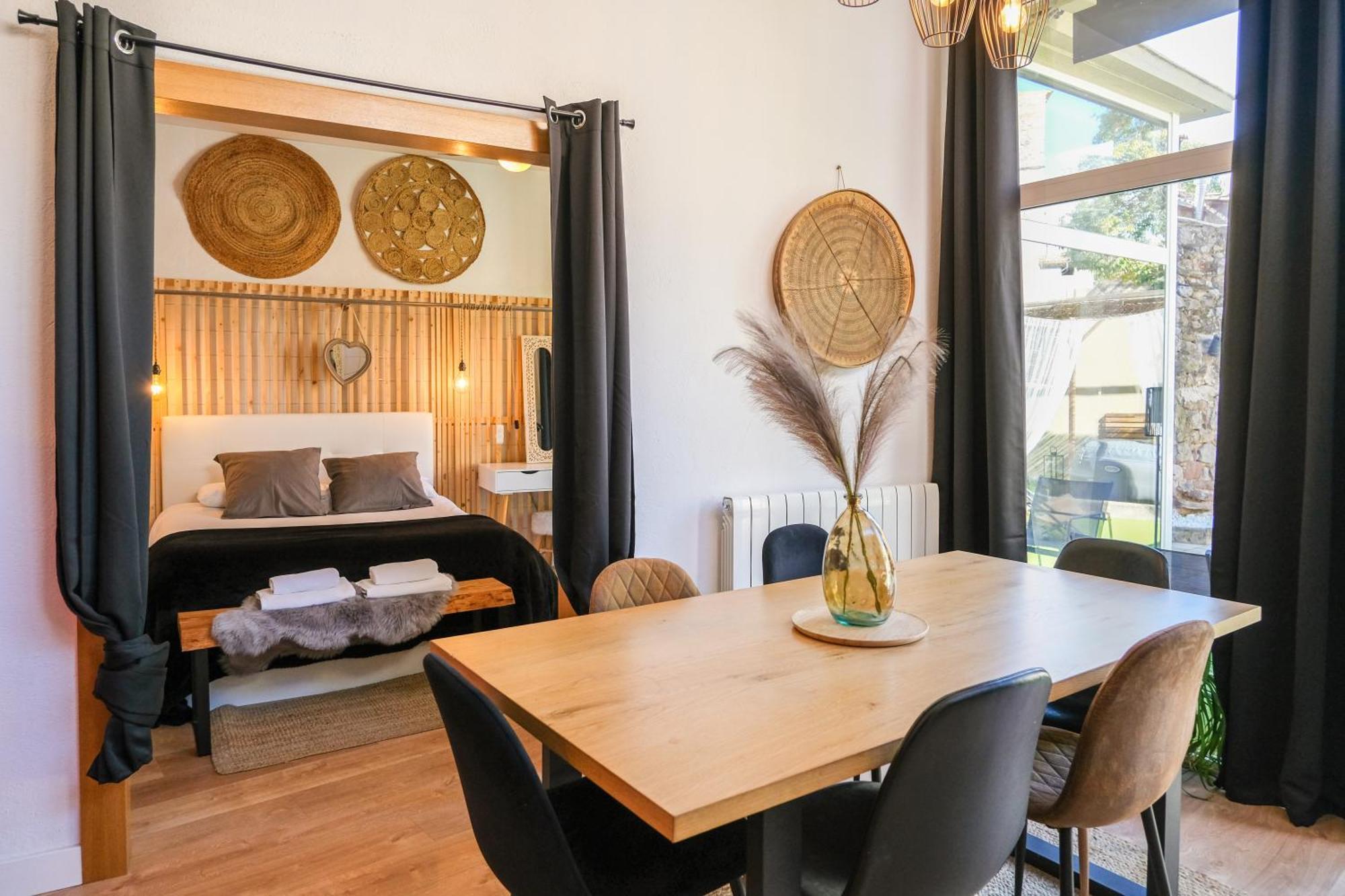 Cal Capo Alojamiento Con Jacuzzi Appartement Besalú Buitenkant foto